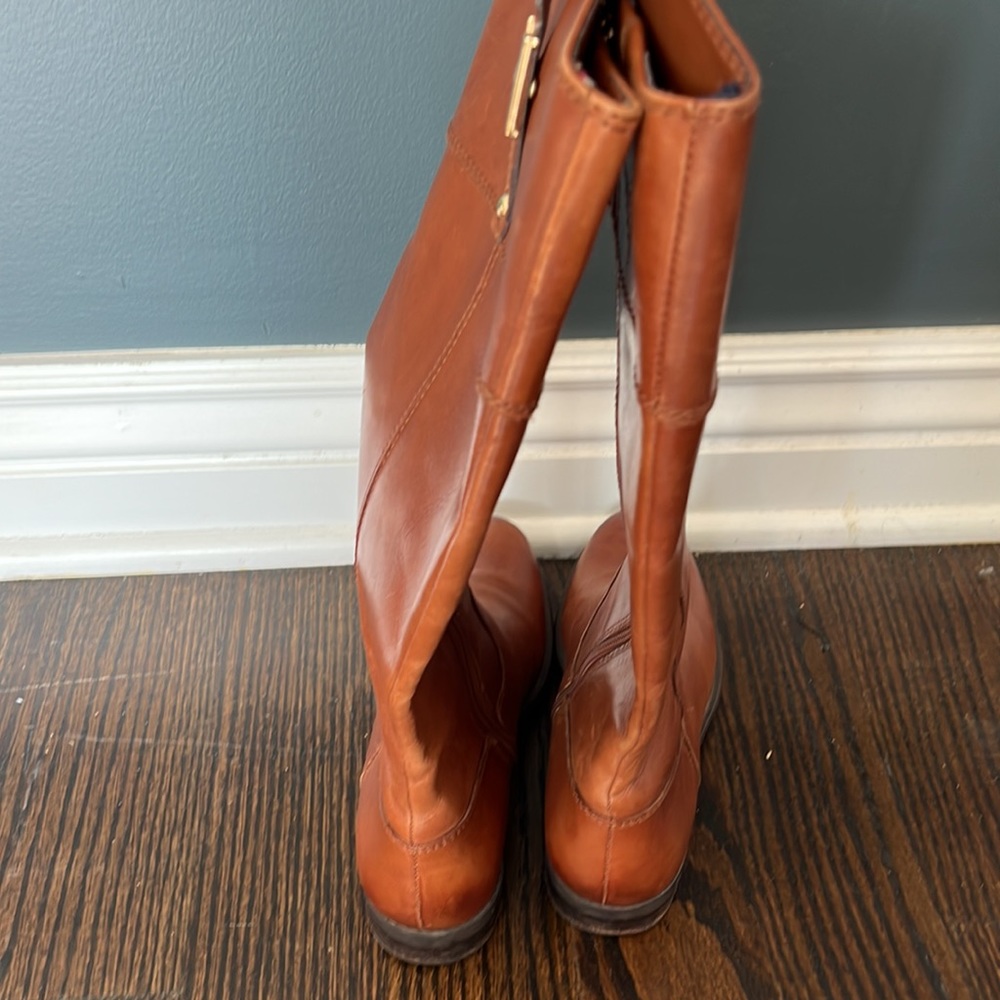 Tommy Hilfiger women’s leather boots - Picture 6 of 10